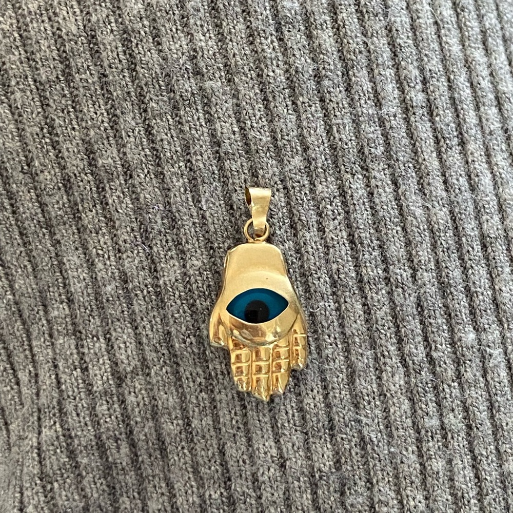 14K yellow gold evil eye fatma hand pendant
